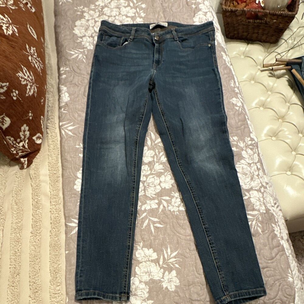 Zara Women’s Basic Denim Jeans, Size 10